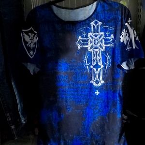 NWOT Mens tshirt